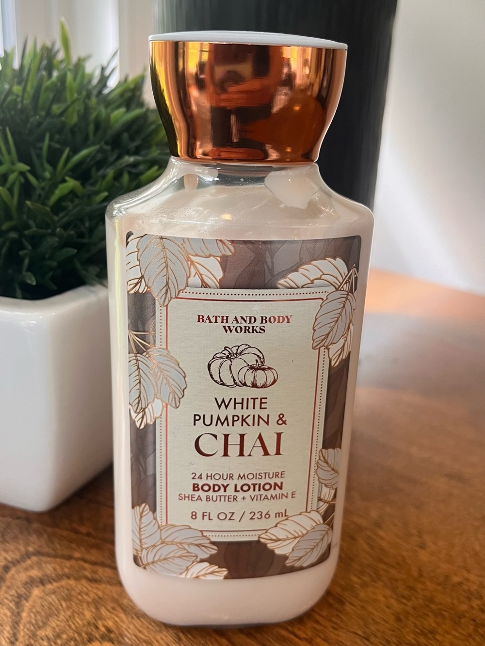 Bath & Body Works Retired White Pumpkin & Chai Lotion - New